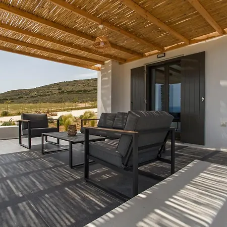 Vastblue Of Paros Aparthotel