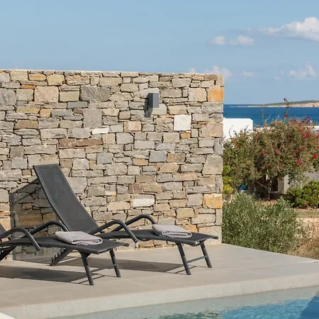 Hotel apartamentowy Vastblue Of Paros 4*