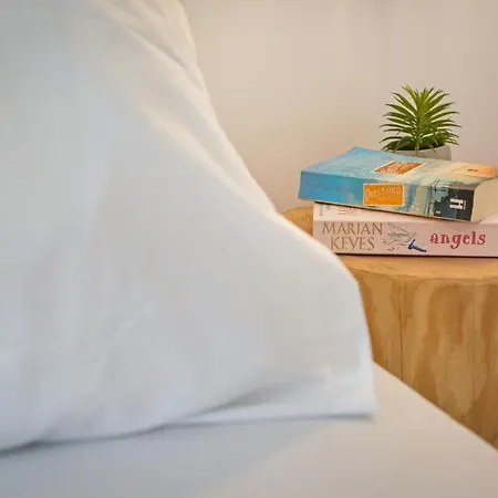 Hotel apartamentowy Vastblue Of Paros Ambelas