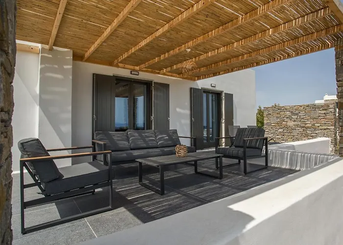 Vastblue Of Paros 4* Амбелас