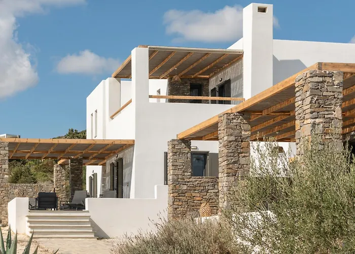 Vastblue Of Paros Апарт-отель 4*